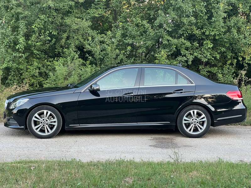 Mercedes Benz E 220 AVANGAR Vredi Videti