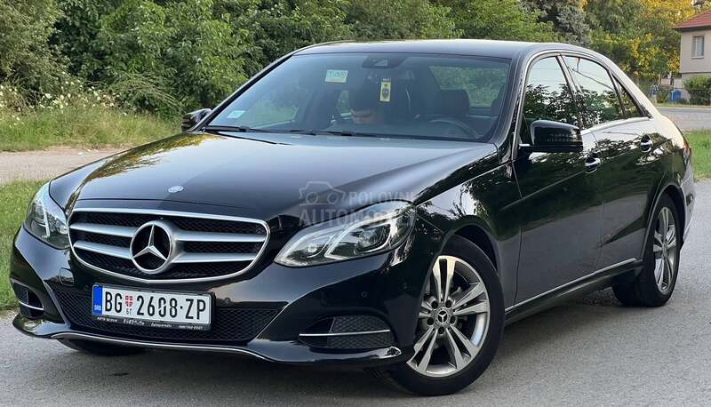 Mercedes Benz E 220 AVANGAR Vredi Videti