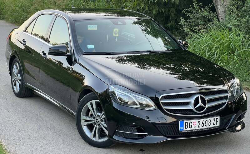 Mercedes Benz E 220 AVANGAR Vredi Videti