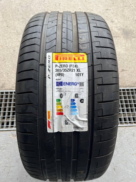 Pirelli 305/30 R21 Letnja