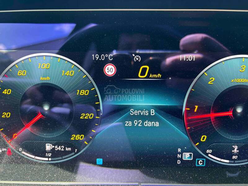 Mercedes Benz E 220 D