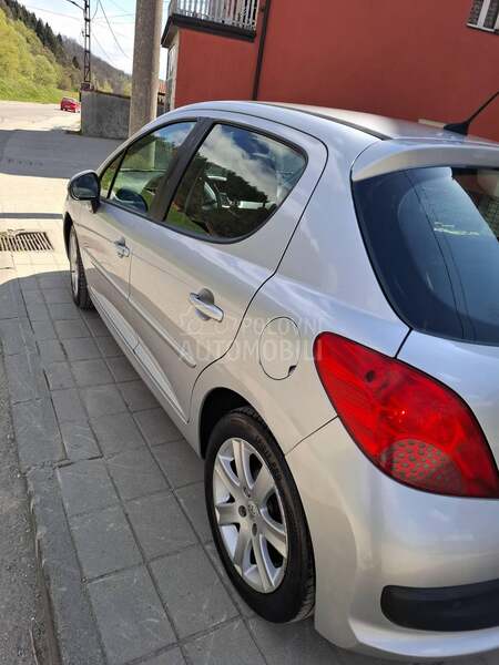 Peugeot 207 peugeot motor