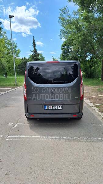 Ford Transit Custom Tourneo