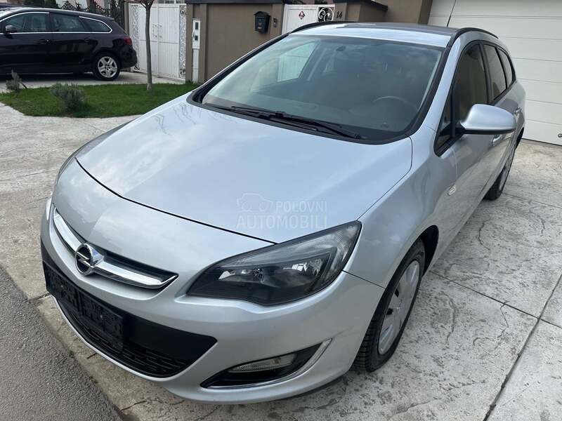 Opel Astra J 1.4 16V L.P.G