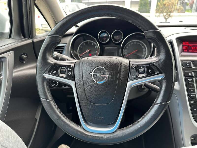 Opel Astra J 1.4 16V L.P.G