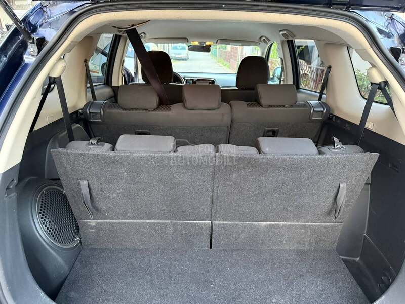 Mitsubishi Outlander 2.2 D 7 SED CH