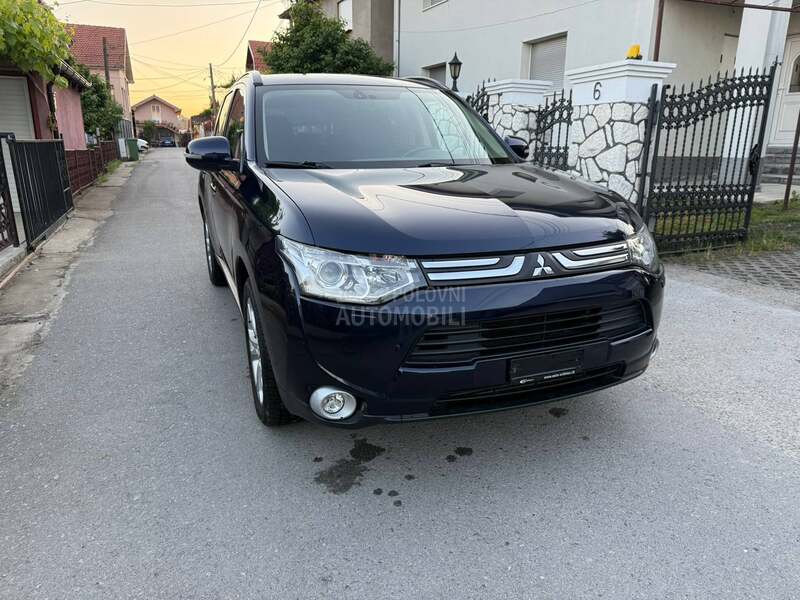 Mitsubishi Outlander 2.2 D 7 SED CH