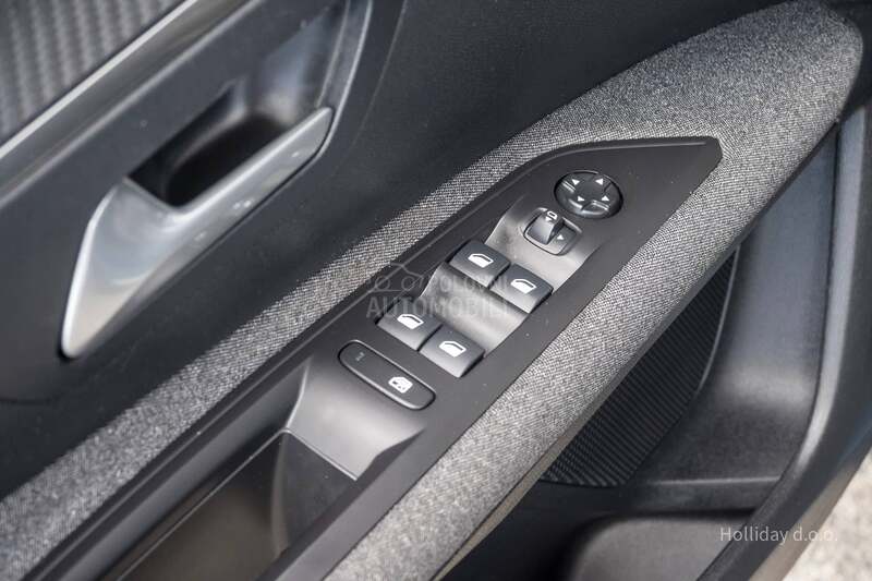 Peugeot 3008 1.5HDI Active