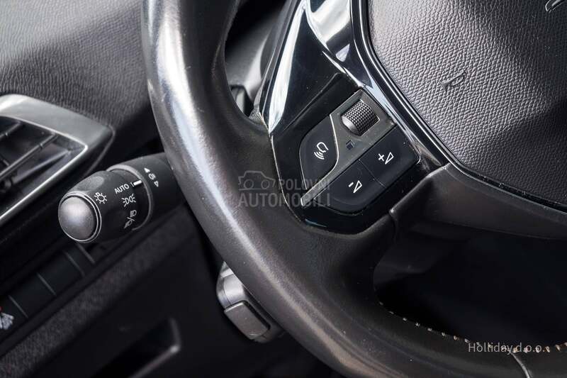 Peugeot 3008 1.5HDI Active