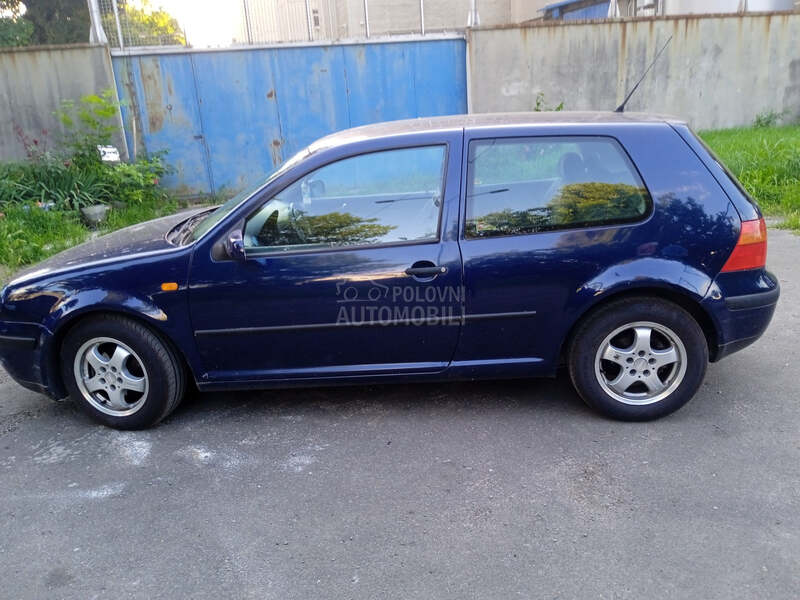 Volkswagen Golf 4 1.6
