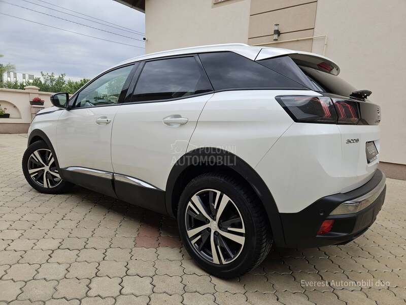 Peugeot 3008 1.5HDi ALURE 75k k.m