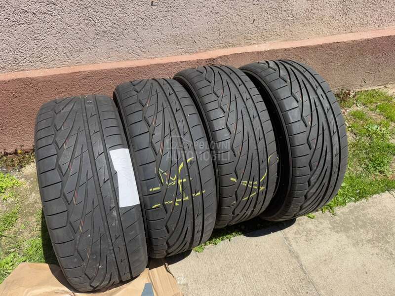 Toyo 225/45 R17 Letnja