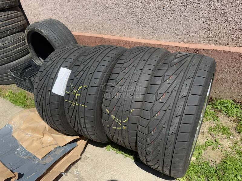 Toyo 225/45 R17 Letnja