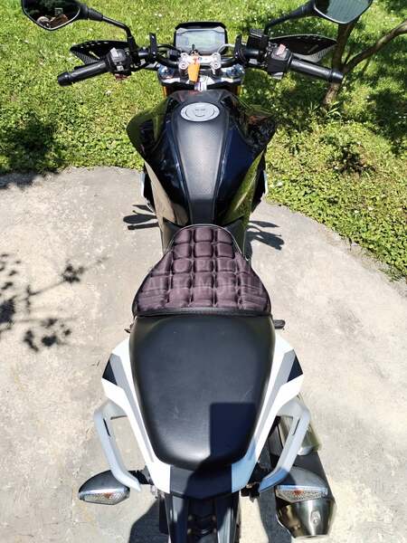 BMW G 310 R