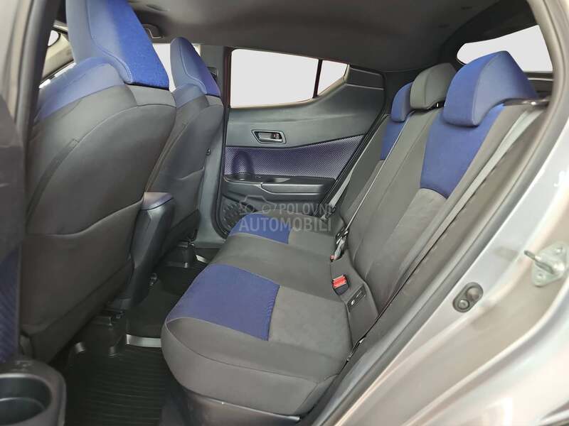 Toyota C-HR HYBRID/T0P