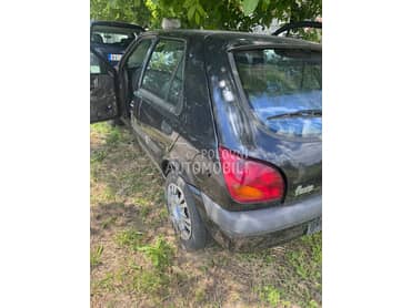 brava sa centralnim zaključava za Ford Fiesta od 1996. do 2002. god.