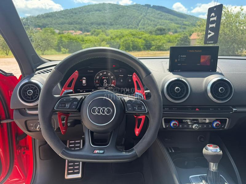 Audi RS3 DAZA