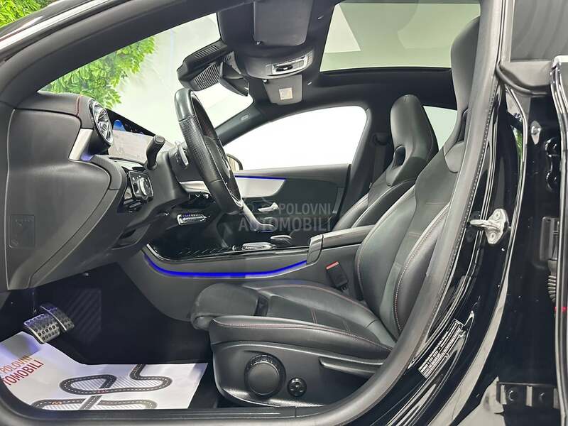 Mercedes Benz CLA 200 AMG LINE PAN AMB