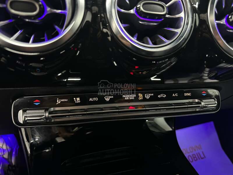 Mercedes Benz CLA 200 AMG LINE PAN AMB