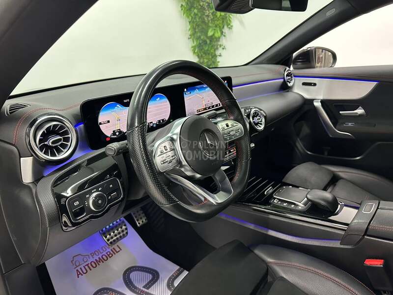 Mercedes Benz CLA 200 AMG LINE PAN AMB