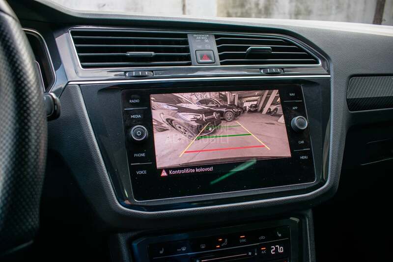 Volkswagen Tiguan 2.0TDI R line Pano