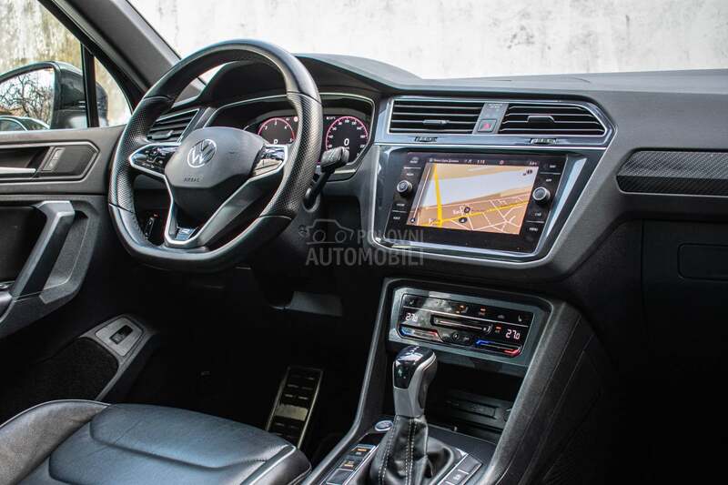 Volkswagen Tiguan 2.0TDI R line Pano