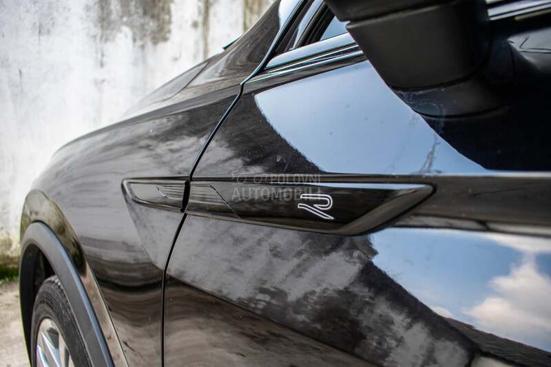 Volkswagen Tiguan 2.0TDI R line Pano