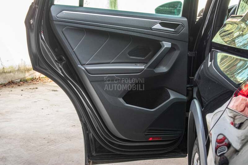 Volkswagen Tiguan 2.0TDI R line Pano