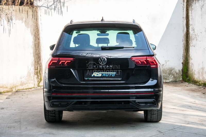 Volkswagen Tiguan 2.0TDI R line Pano