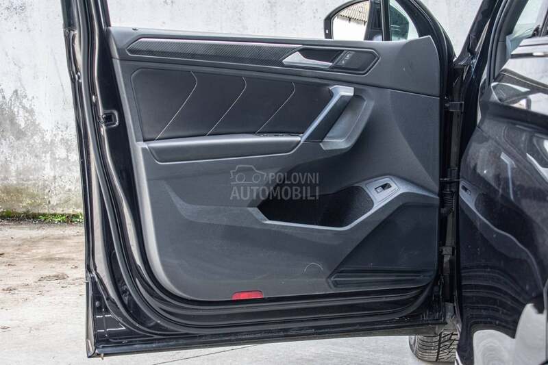 Volkswagen Tiguan 2.0TDI R line Pano