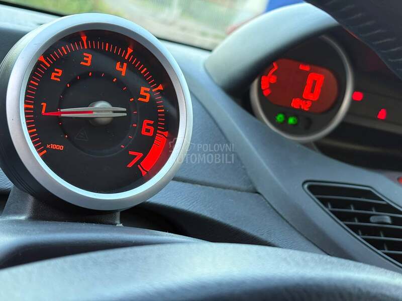 Renault Twingo G T