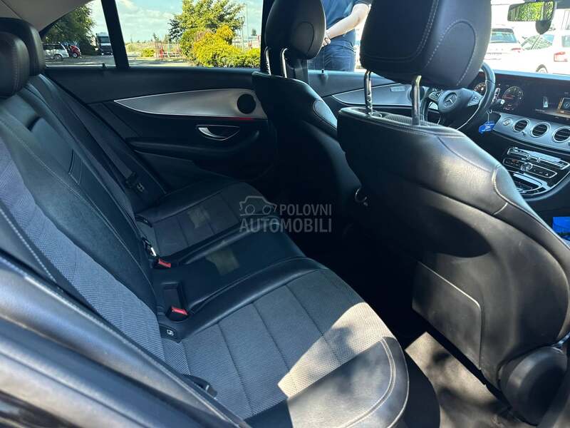 Mercedes Benz E 220 