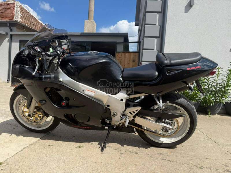 Suzuki SRAD 600