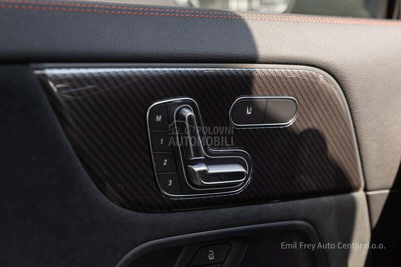 Mercedes Benz GLA 180 D