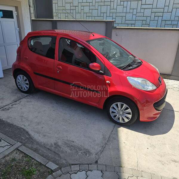 Peugeot 107 1.0