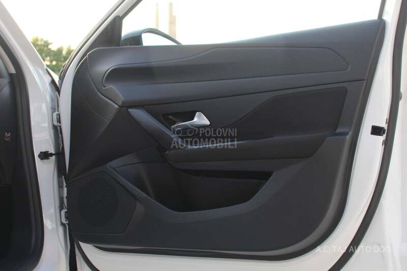 Peugeot 308 1.5 ACTIVE PACK 130