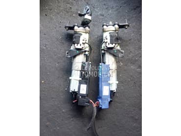 Motori zadje haube za Audi Q5 za 2010. god.