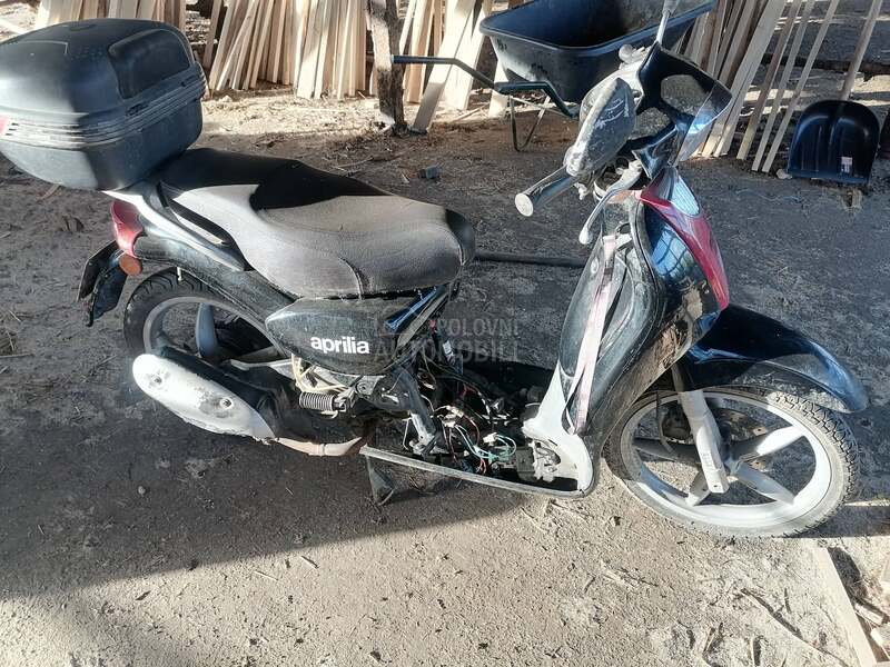 Aprilia Scarabeo