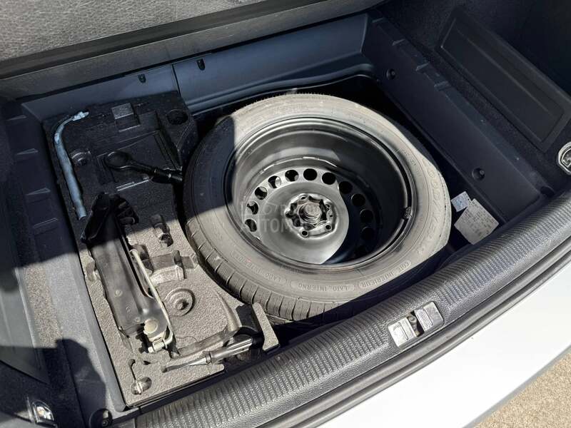 Volkswagen Passat B6 2.0 tdi CR