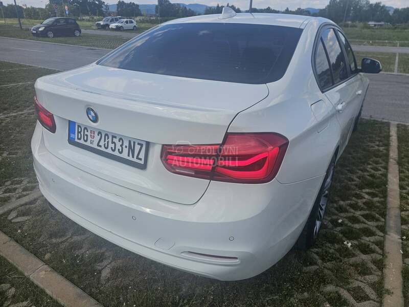 BMW 318 