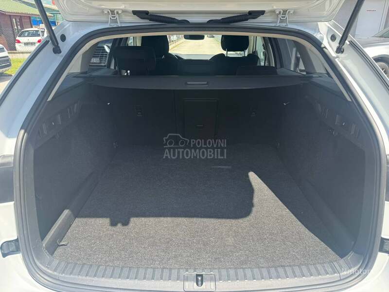 Škoda Octavia 1.5g-tec PERLA