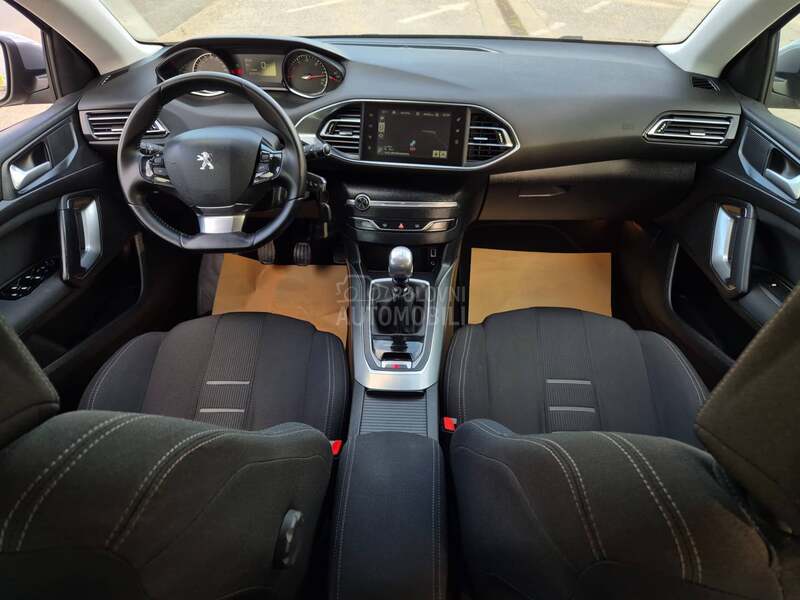 Peugeot 308 1.6hdi A.l.l.u.r.e