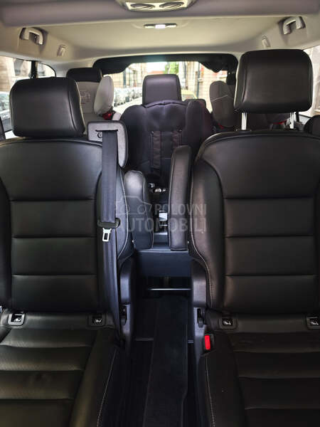 Opel Zafira 2.0 L ELEG