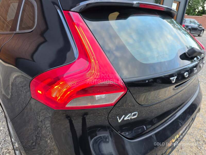 Volvo V40 1.6 D2 R-DESIGN FUL