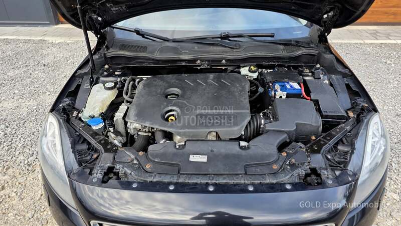 Volvo V40 1.6 D2 R-DESIGN FUL