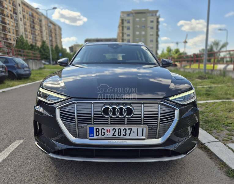 Audi e-tron 50 quattro