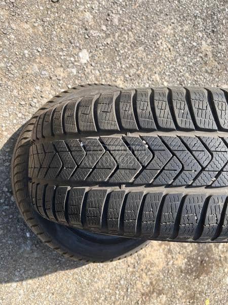 Pirelli 235/45 R18 Sve sezone