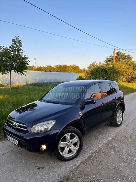 Toyota RAV 4 i.z.u.z.e.t.n.a. ful