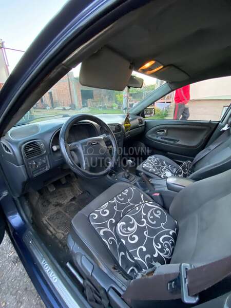 Volvo V40 1.9