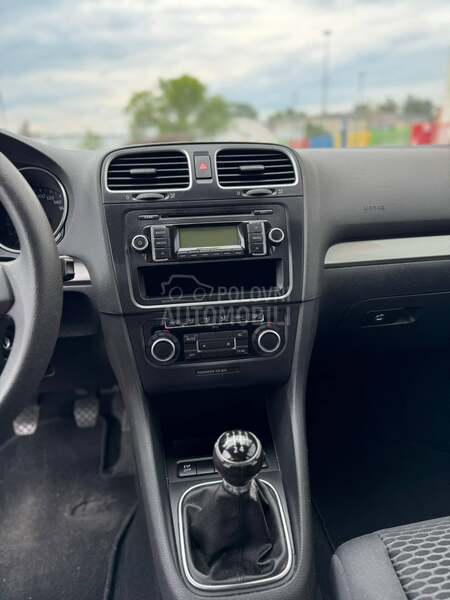 Volkswagen Golf 6 1.4 Bez Turba CH